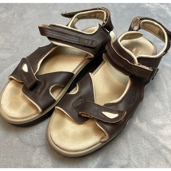 MBT Kisumu Sandals Mens 11 Brown Leather Rocker Sole Comfort Hook Loop Closures - Picture 1 of 10